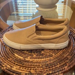 SODA faux leather tan sneakers